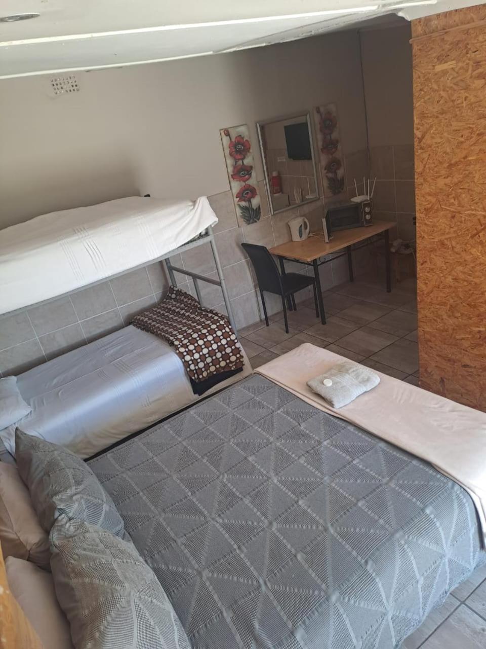 Bed and Breakfast Breaking Dawn Noupoort Екстер'єр фото