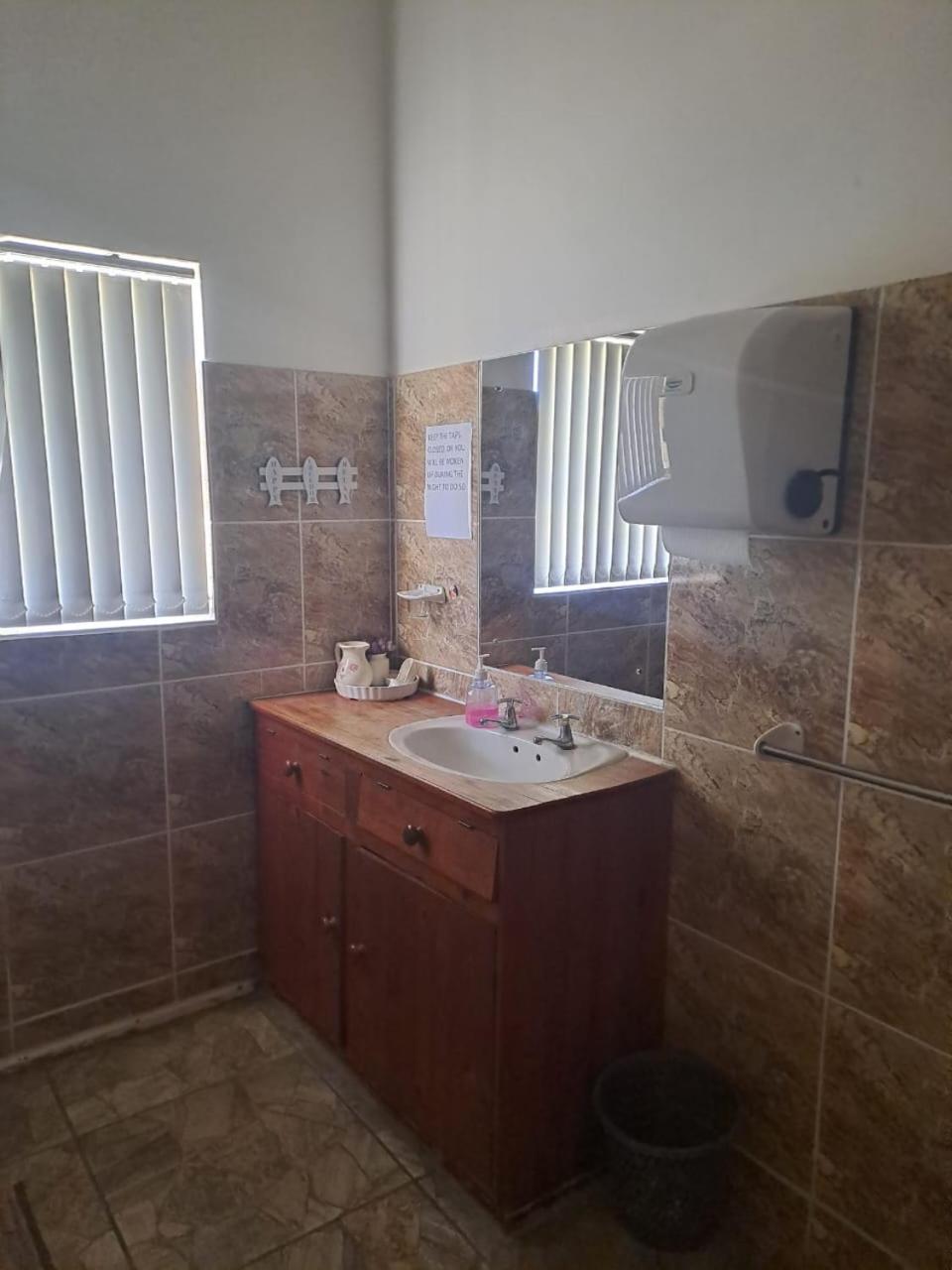 Bed and Breakfast Breaking Dawn Noupoort Екстер'єр фото
